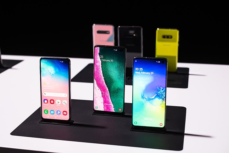 갤럭시 S10 제품 사진